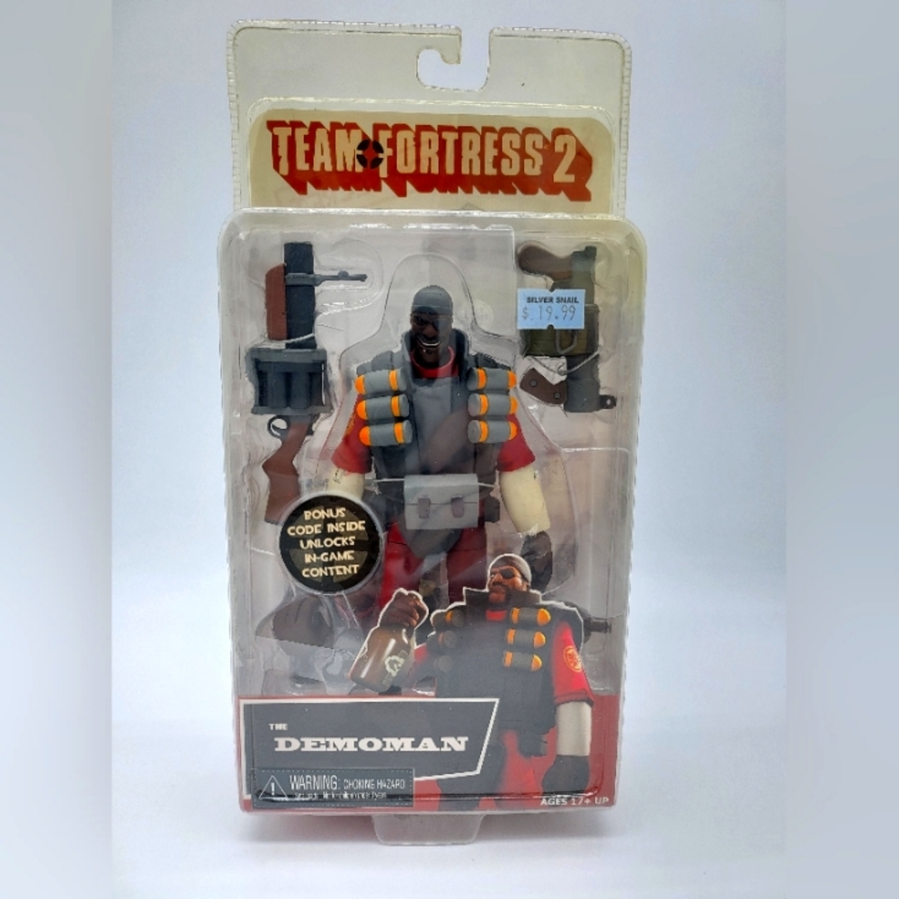 Team Fortress 2 The Demoman Red Action Figure NECA Valve 2012 NEW RARE